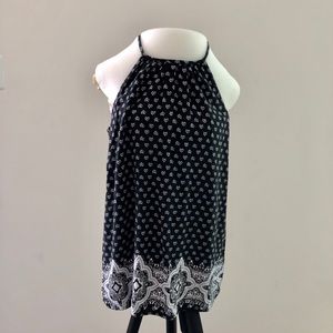 Black Patterned Sleeveless Highneck Top